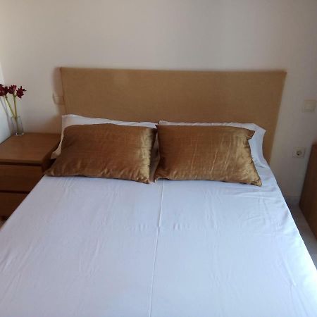 Precioso Atico En Torre De Benagalbon A 20 Metros Del Mar. Apartment Luaran gambar