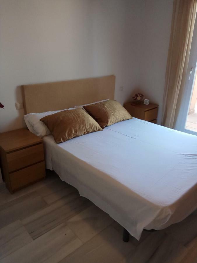 Precioso Atico En Torre De Benagalbon A 20 Metros Del Mar. Apartment Luaran gambar