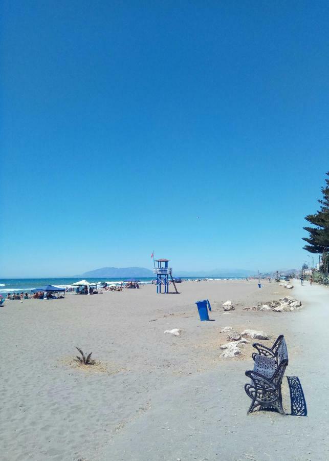 Precioso Atico En Torre De Benagalbon A 20 Metros Del Mar. Apartment Luaran gambar